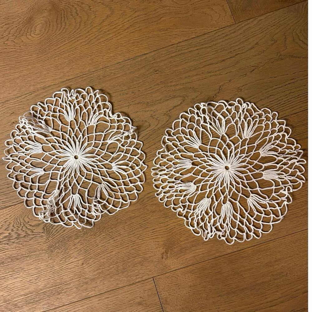 Vintage Handmade Hand-Knotted Off White Round Crocheted Lace Doilies Set of 2